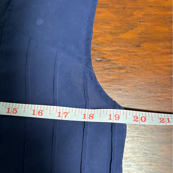 Jessica Simpson sheer blue sleeveless blouse with cut out back - Picture 4 of 5